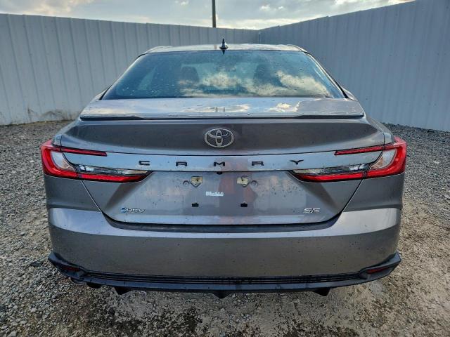 Toyota Camry Xse Image 7