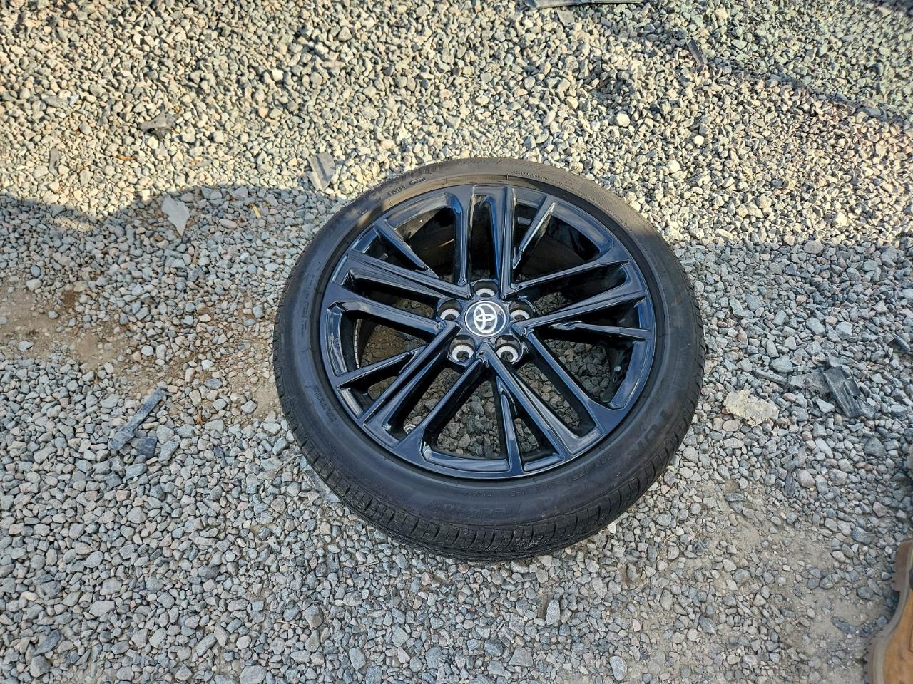 Toyota Camry Xse Image 11