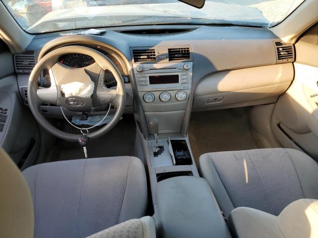 Toyota Camry Base Image 9