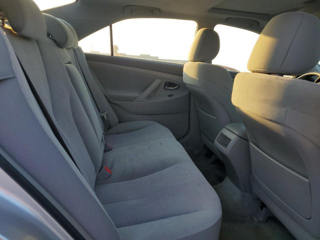 Toyota Camry Base Image 12