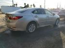 Lexus Es 300h Image 11