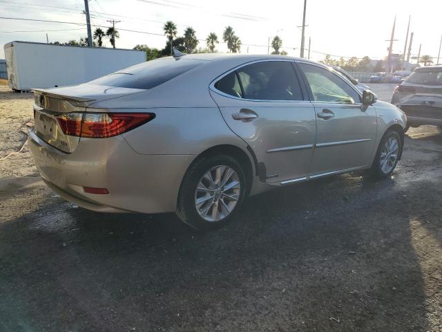 Lexus Es 300h Image 11