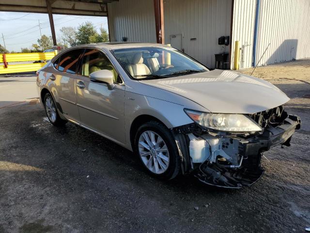 Lexus Es 300h Image 8