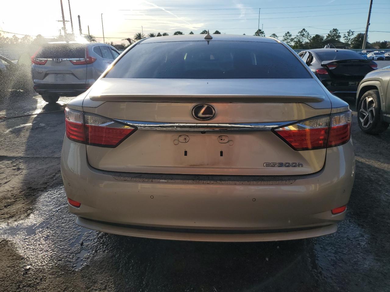 Lexus Es 300h Image 3