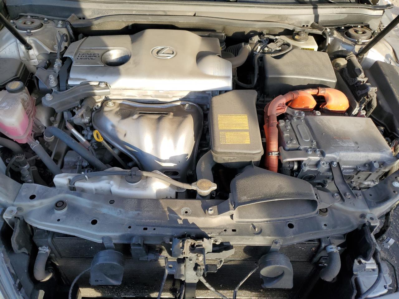 Lexus Es 300h Image 2