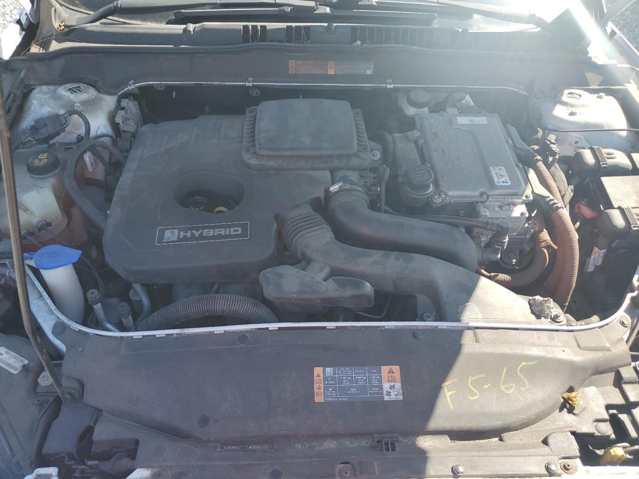 Ford Fusion S Hybrid Image 6