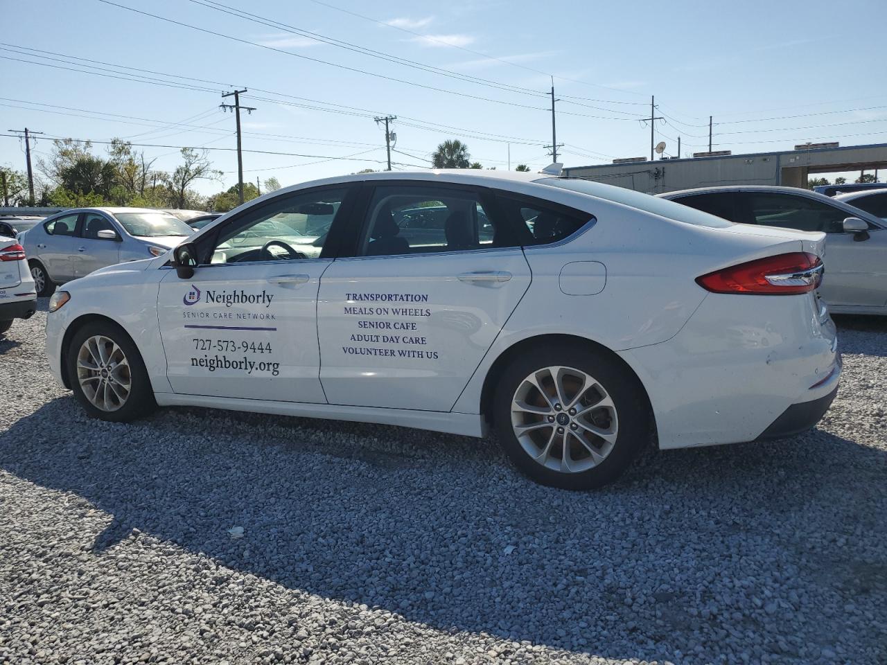 Ford Fusion Se Image 8