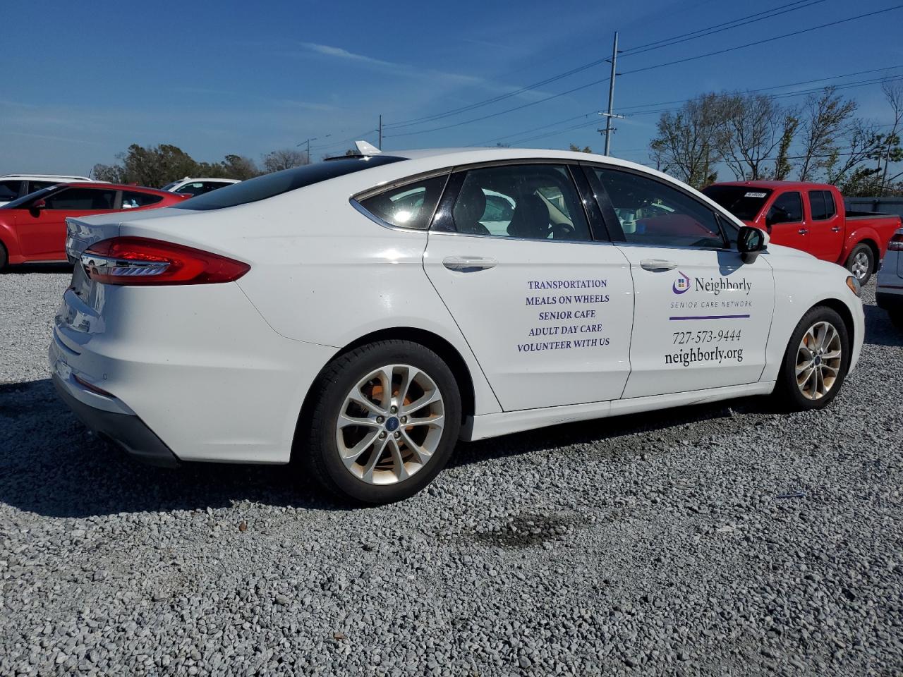 Ford Fusion Se Image 2