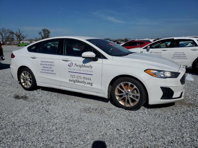 Ford Fusion Se Image 6