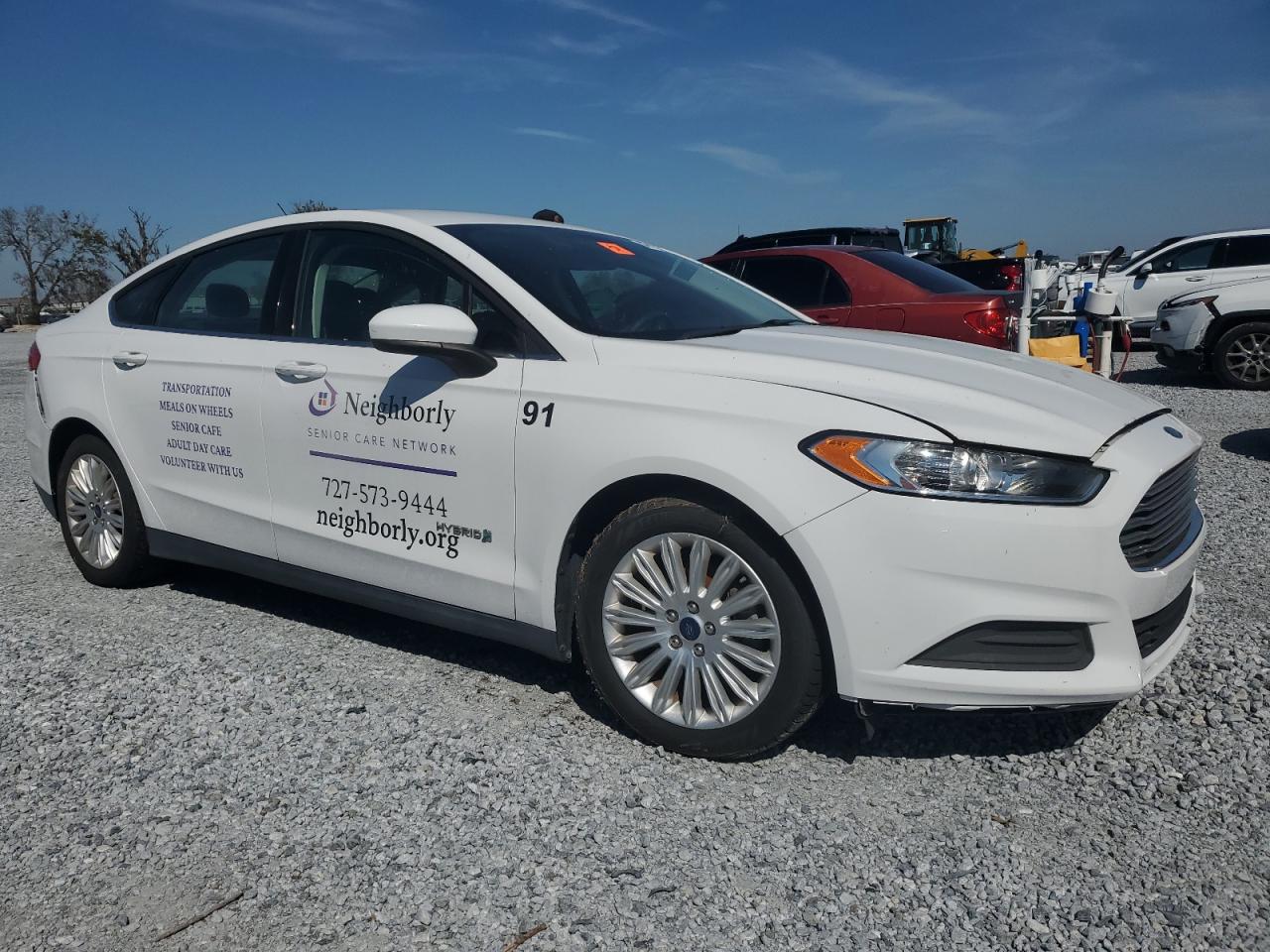 Ford Fusion S Hybrid Image 5