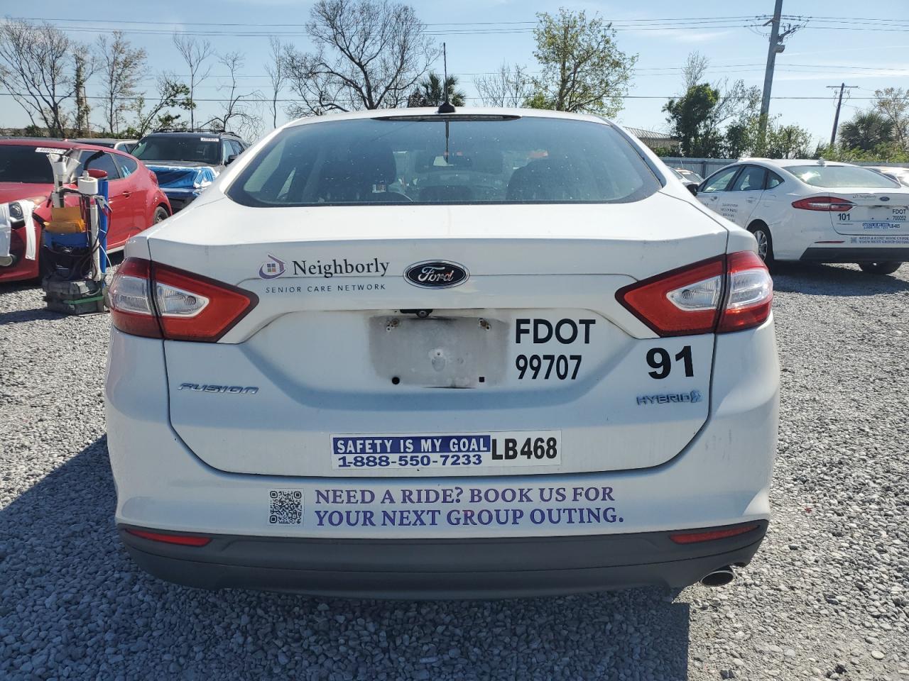 Ford Fusion S Hybrid Image 7