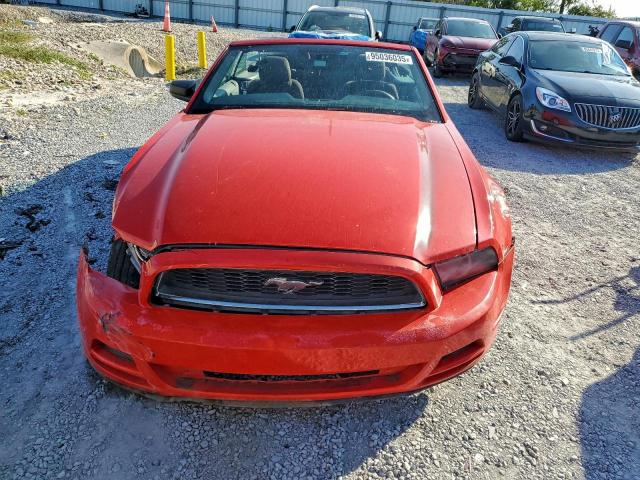 Ford Mustang Image 5