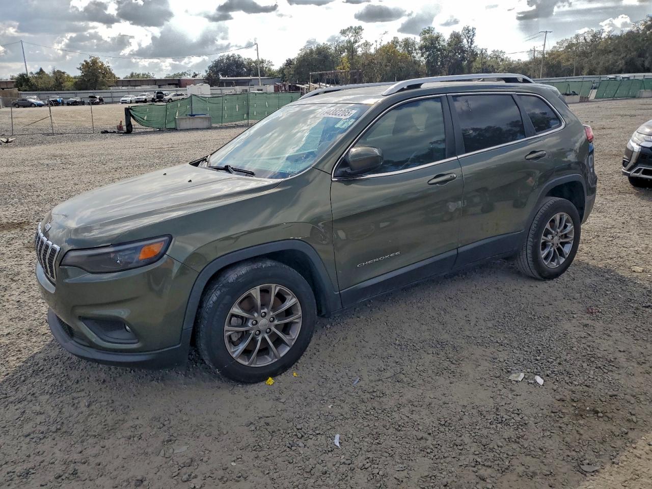 Jeep Grand Cherokee Latitude Plus Image 1