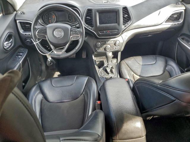 Jeep Grand Cherokee Latitude Plus Image 9