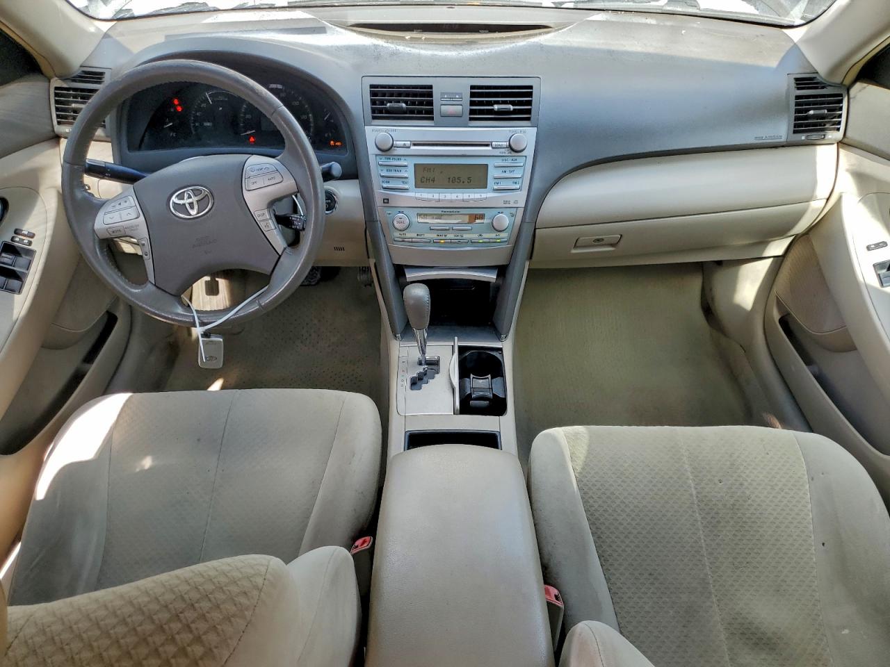 Toyota Camry Hybrid Image 11