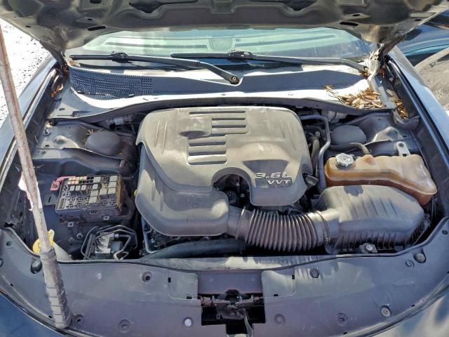 Dodge Charger Se Image 12