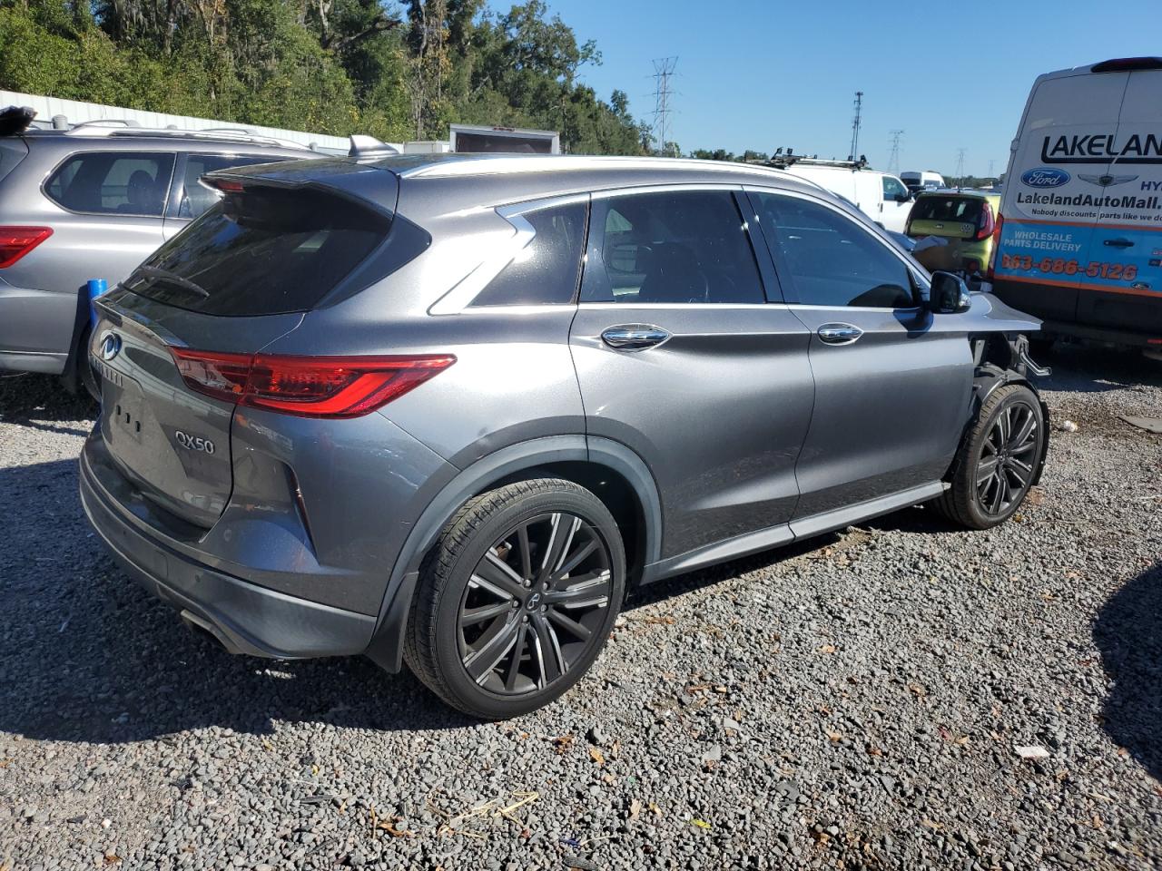 INFINITI Qx Luxe Image 5