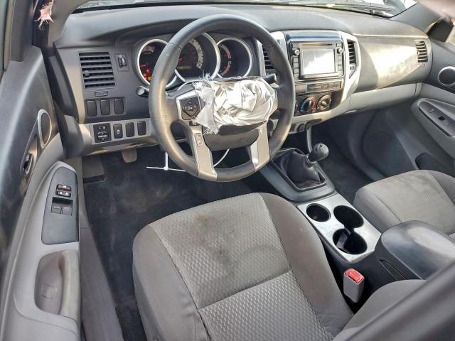 Toyota Tacoma Access Cab Image 9