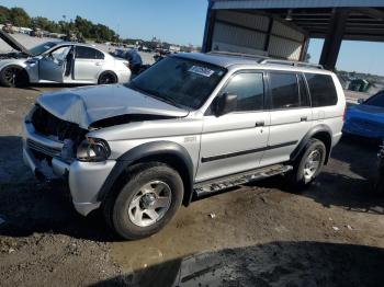  Salvage Mitsubishi Montero