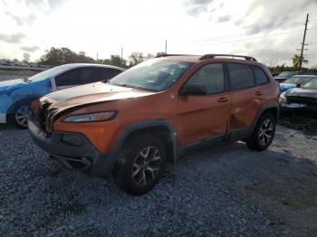  Salvage Jeep Cherokee