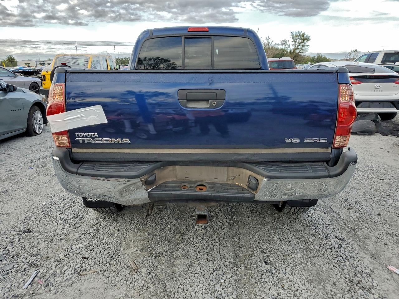 Toyota Tacoma Double Cab Long Bed Image 2