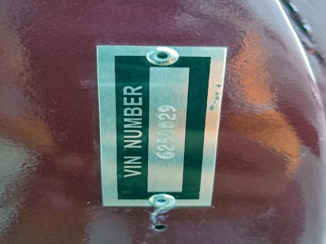 Cadillac DeVille Image 9