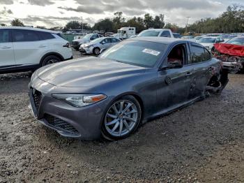  Salvage Alfa Romeo Giulia