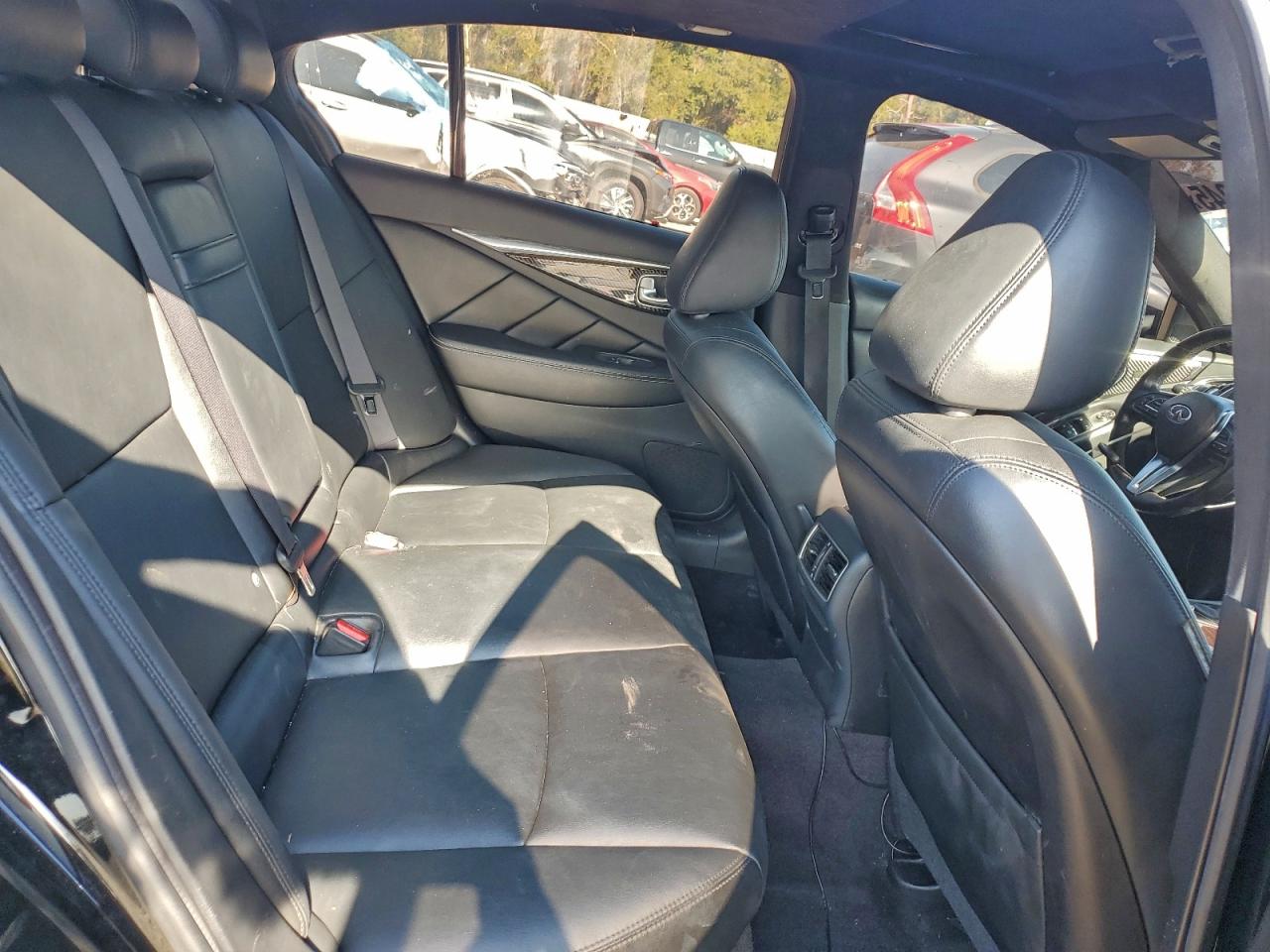 INFINITI Q50 Luxe Image 6