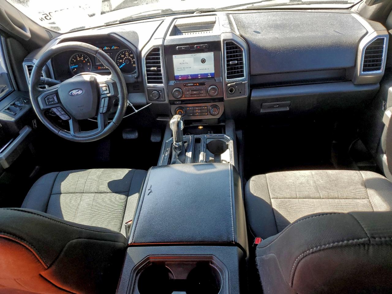 Ford F-150 Super Cab Image 8