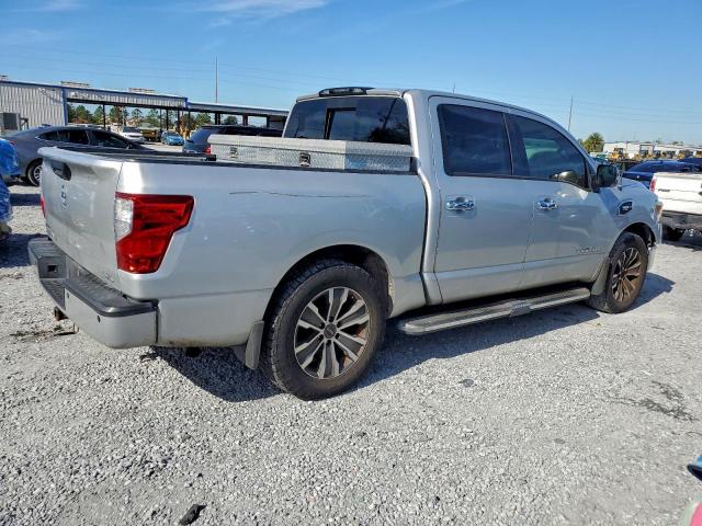Nissan Titan Sv Image 8