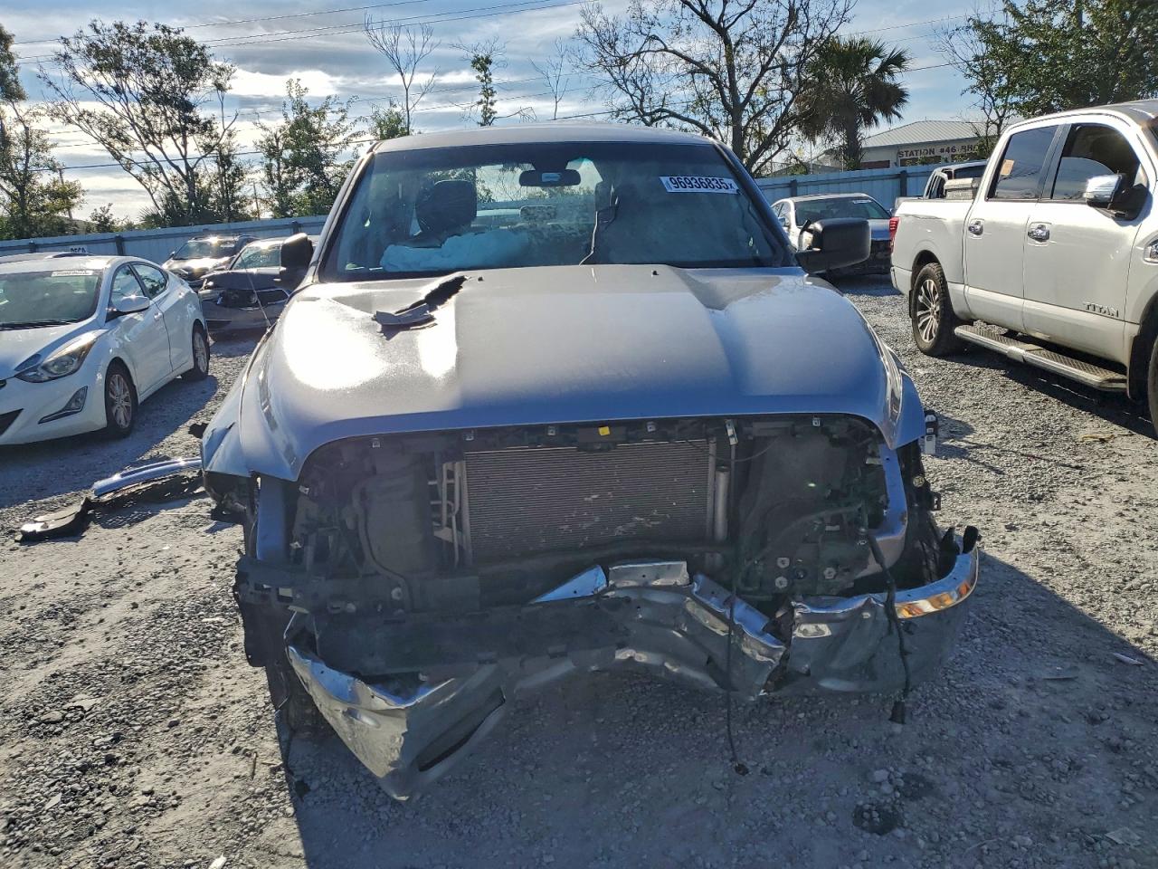 Ram 1500 Slt Image 4