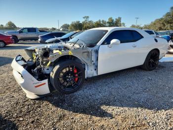  Salvage Dodge Challenger