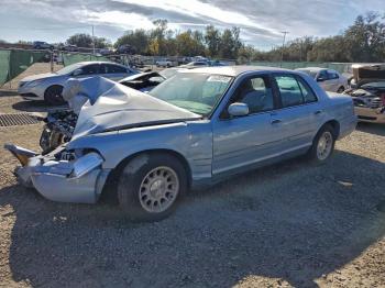  Salvage Ford Crown Vic