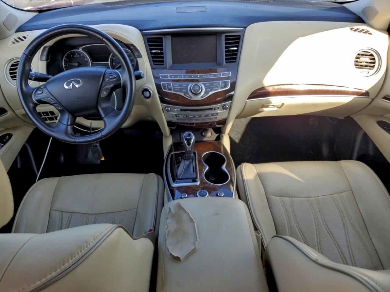 INFINITI Qx Luxe Image 3