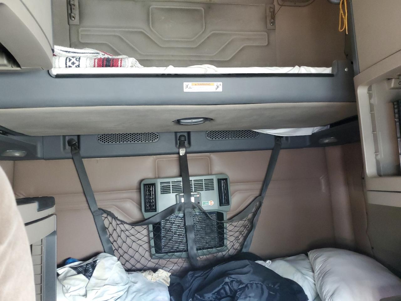 Freightliner Cascadia 1 Image 4