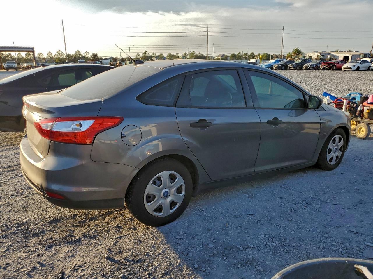 Ford Focus S Image 6