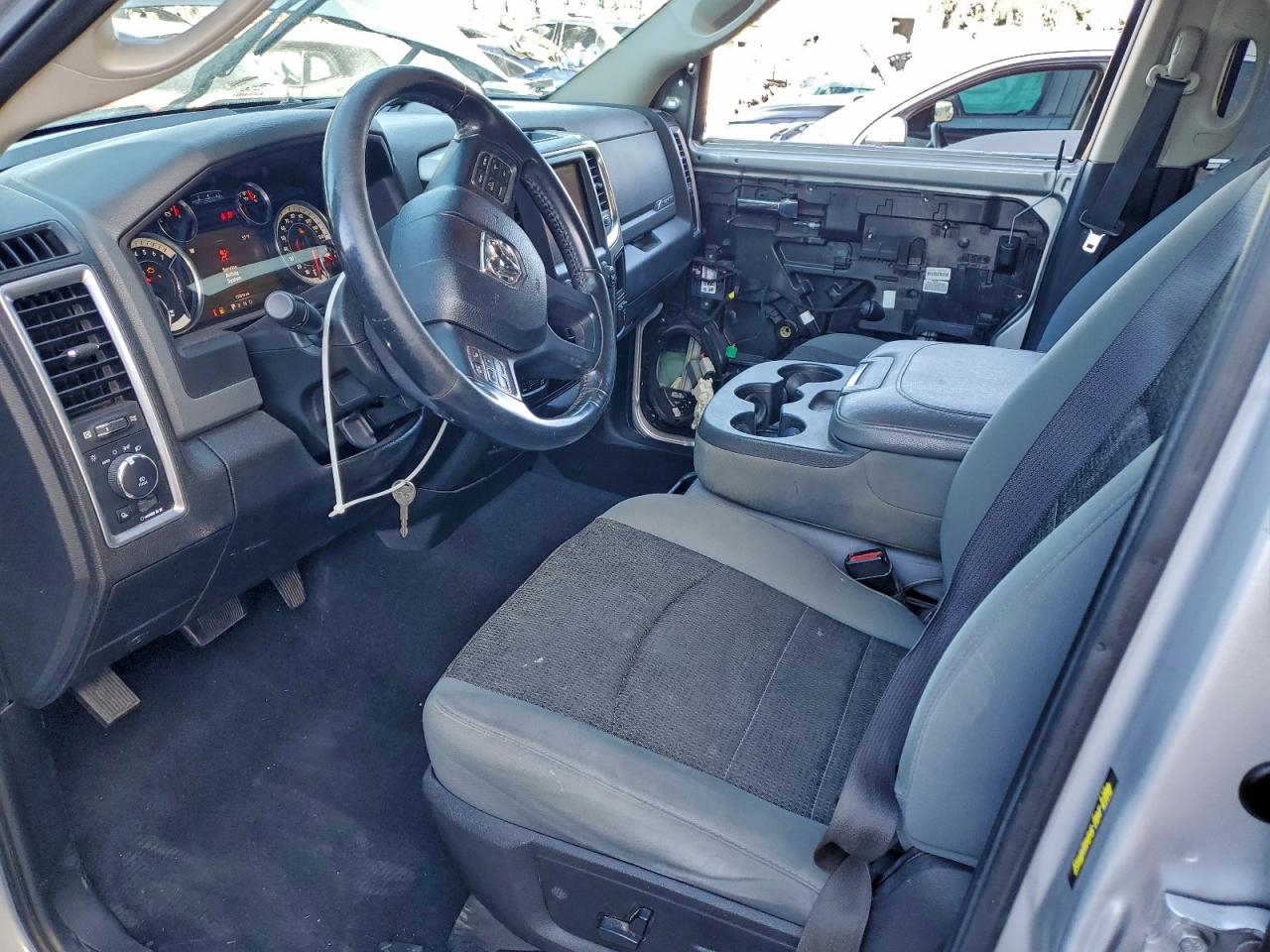 Ram 1500 Slt Image 5