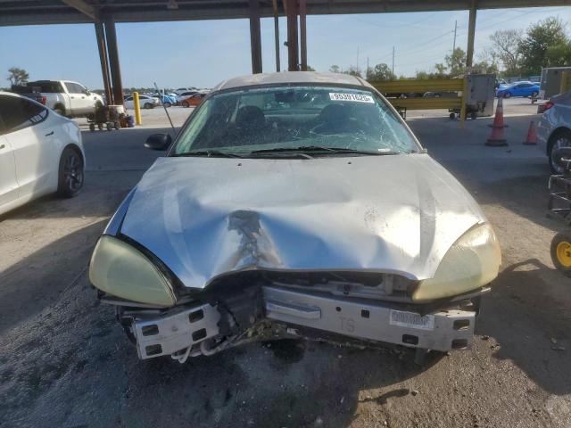 Ford Taurus Se Image 2