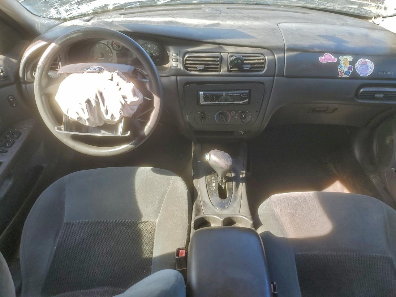 Ford Taurus Se Image 6