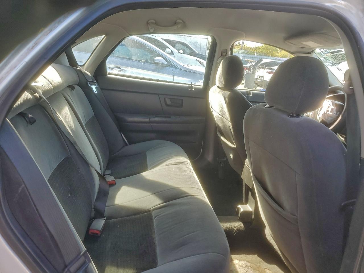 Ford Taurus Se Image 7