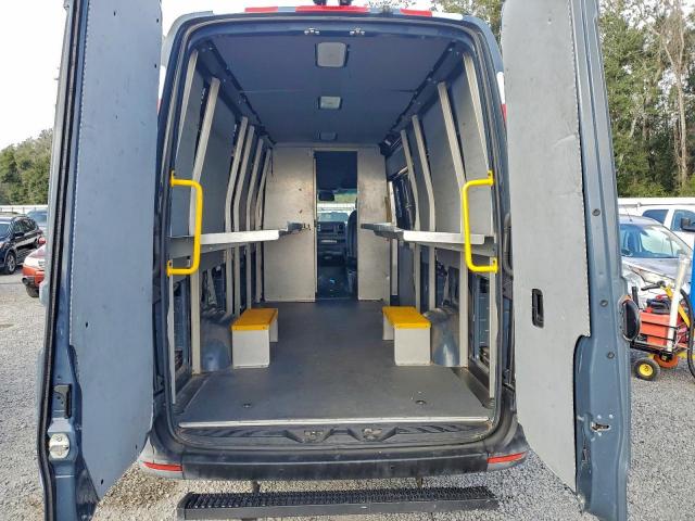 Mercedes-Benz Sprinter 2500/3500 Image 4