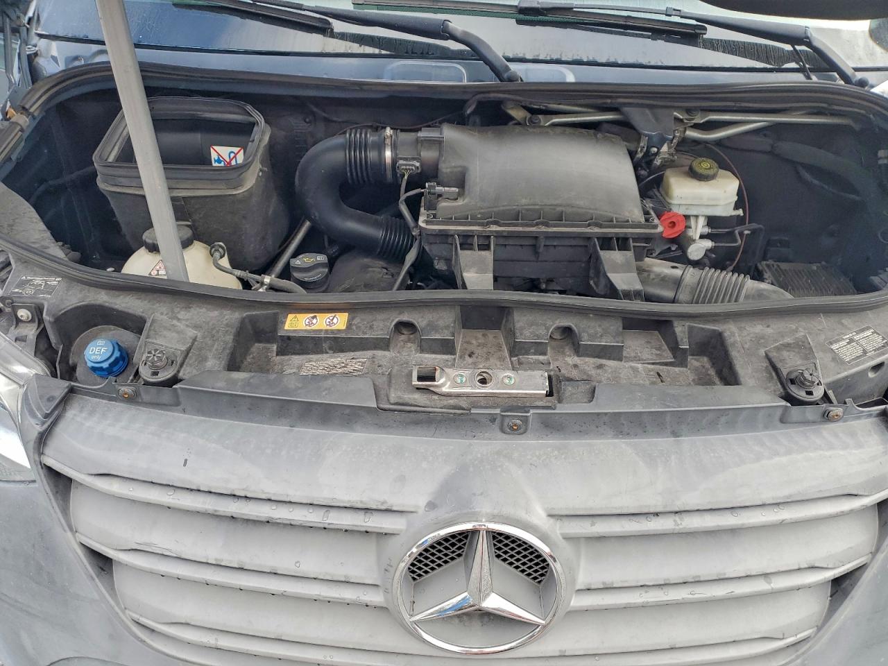 Mercedes-Benz Sprinter 2500/3500 Image 6