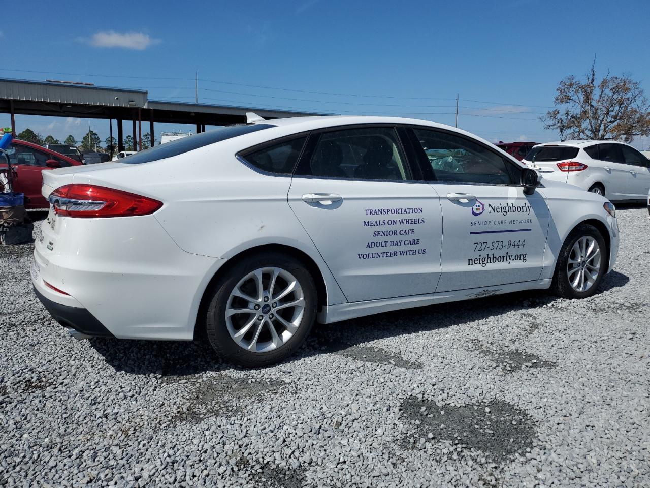 Ford Fusion Se Image 8