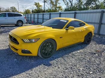  Salvage Ford Mustang