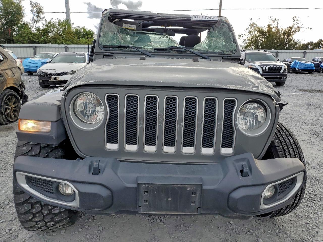 Jeep Wrangler Sahara Image 2