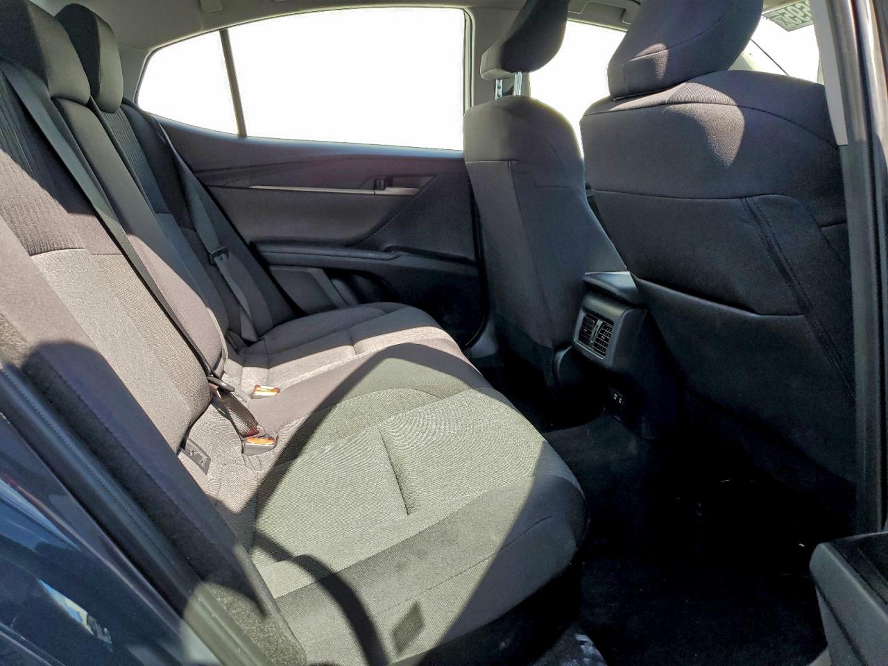 Toyota Camry Xse Image 9