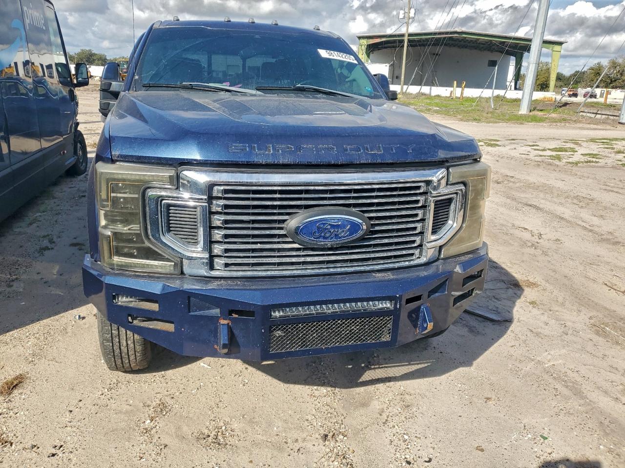 Ford F-350 Super Duty Image 5