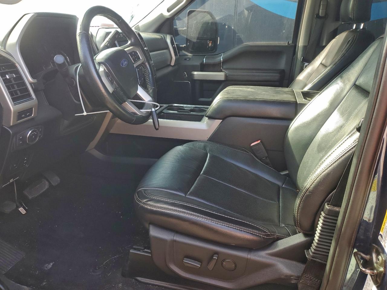 Ford F-350 Super Duty Image 6