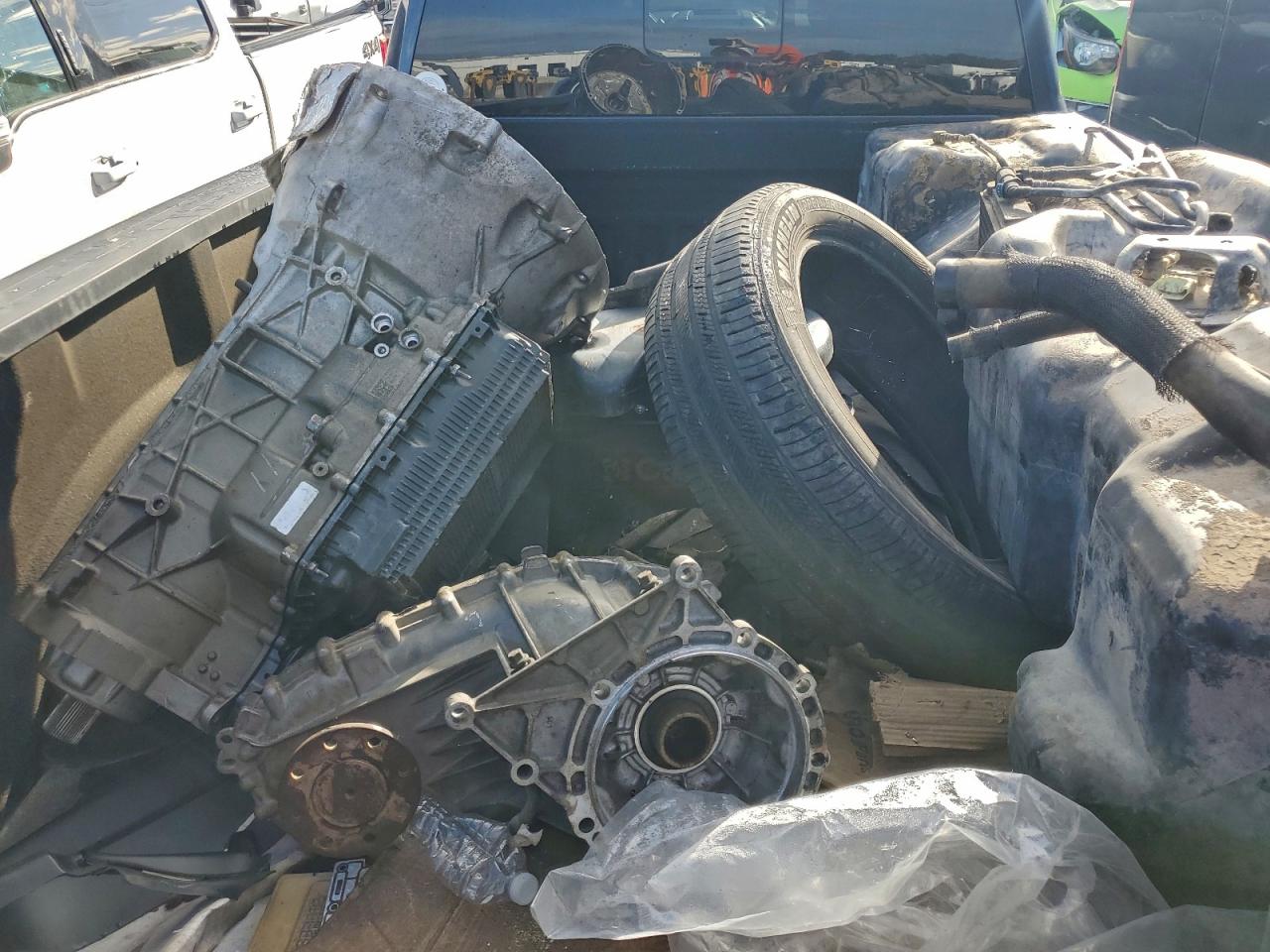 Ford F-350 Super Duty Image 11