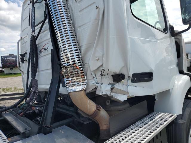 Volvo Vn Vnm Image 8